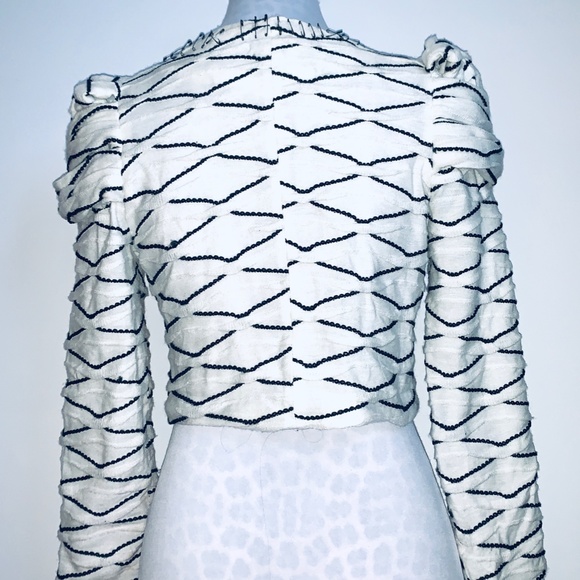 Y Apparel USA M White Crop Jacket Black Safety Pins Wednesday Mummy - Picture 4 of 4